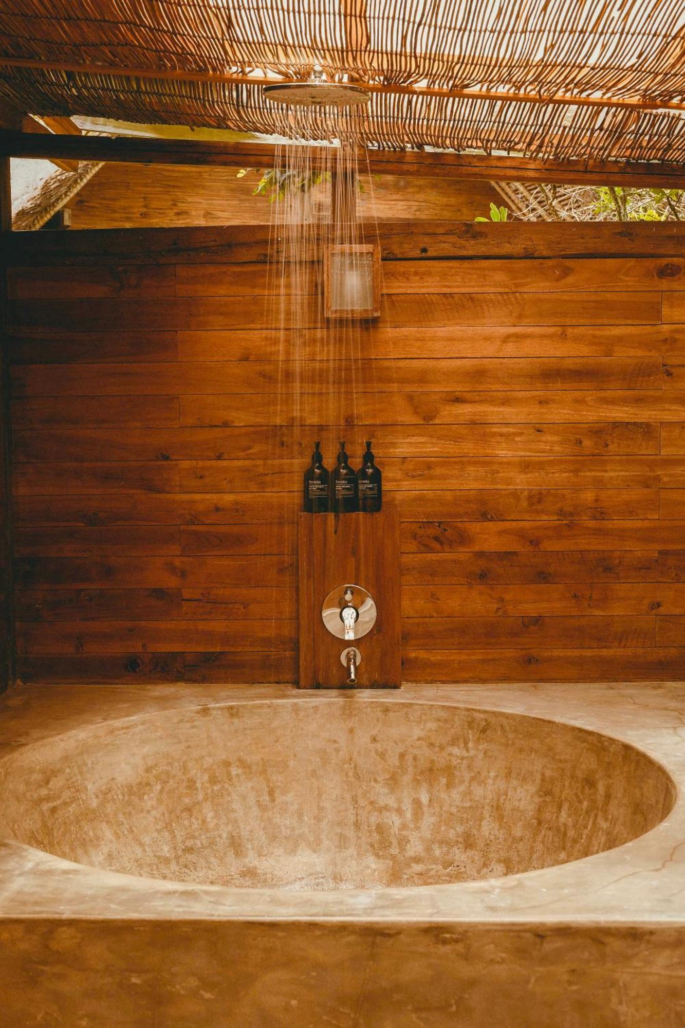 Green Escape Eco Resort อูลูวาตู ภายนอก รูปภาพ