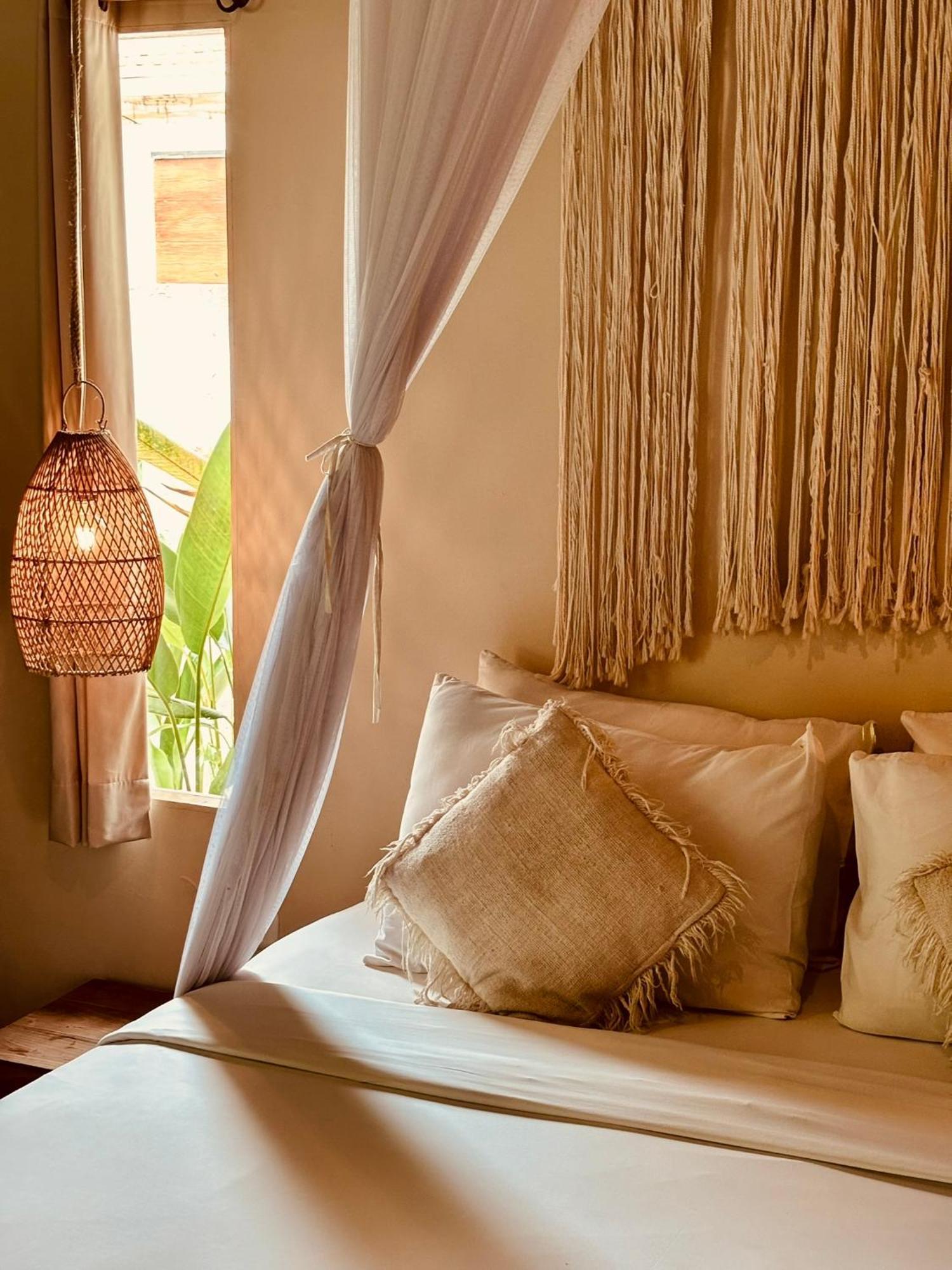 Green Escape Eco Resort อูลูวาตู ภายนอก รูปภาพ