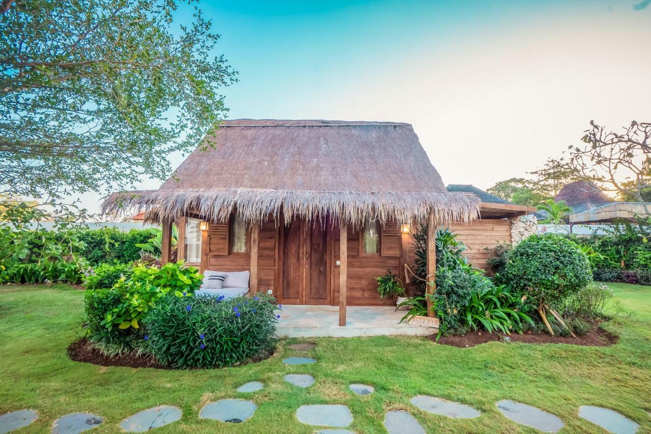Green Escape Eco Resort อูลูวาตู ภายนอก รูปภาพ